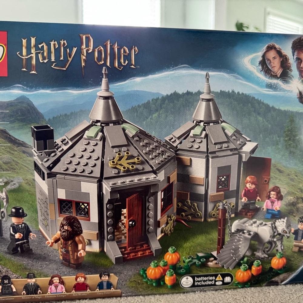 LEGO Harry Potter Hagrid’s Hut Set